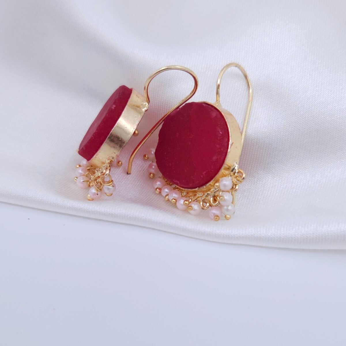 Handcrafted Anti-Tarnish Red & Blue Natural Stone Pearl Jewellery Set – Gold-Plated Necklace & Drop Earrings
