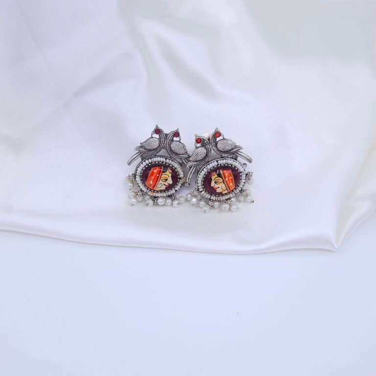 Handcrafted Silver Replica Hand-Painted Monalisa Stone Necklace Set with Pearls & Gemstones