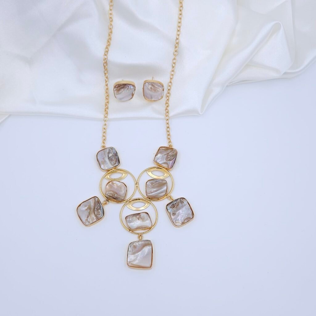 Handcrafted Anti-Tarnish Gold Geometric Mother of Pearl Necklace Set