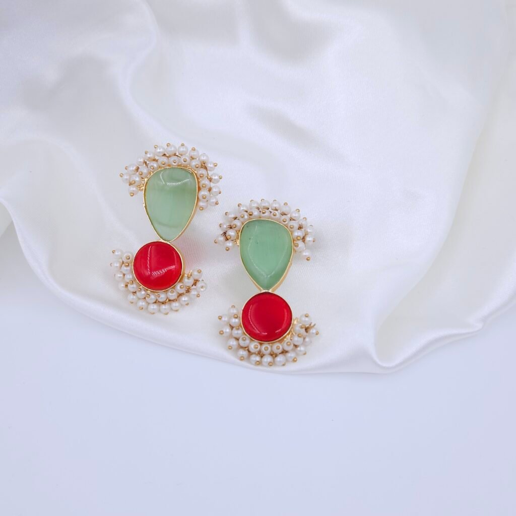 Handcrafted Multicolor Monalisa Stone Choker Set with Pearls - Anti-Tarnish