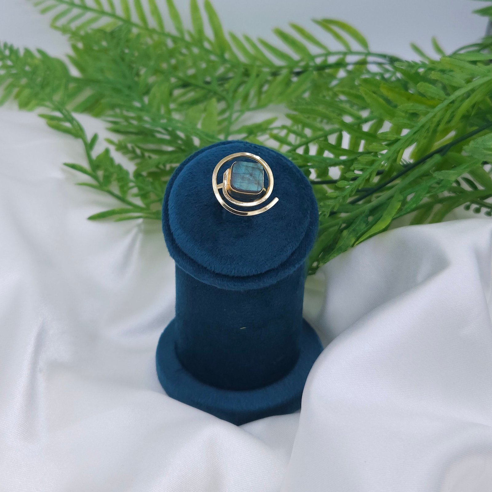 Adjustable Spiral Brass Ring with Natural Labradorite Gemstone Adjustable Spiral Brass Ring with Natural Labradorite Gemstone