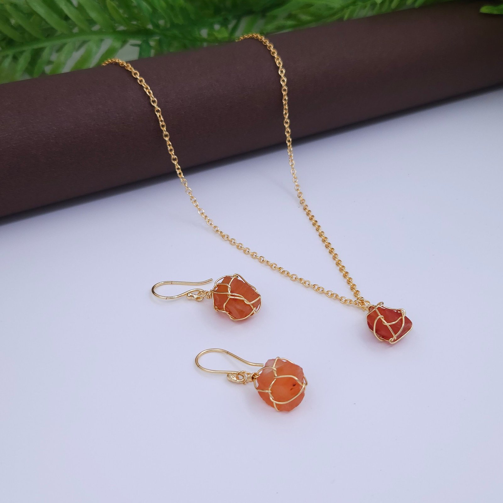 Red Natural Stone Wire Wrapped Jewelry Set Red Natural Stone Wire Wrapped Jewelry Set