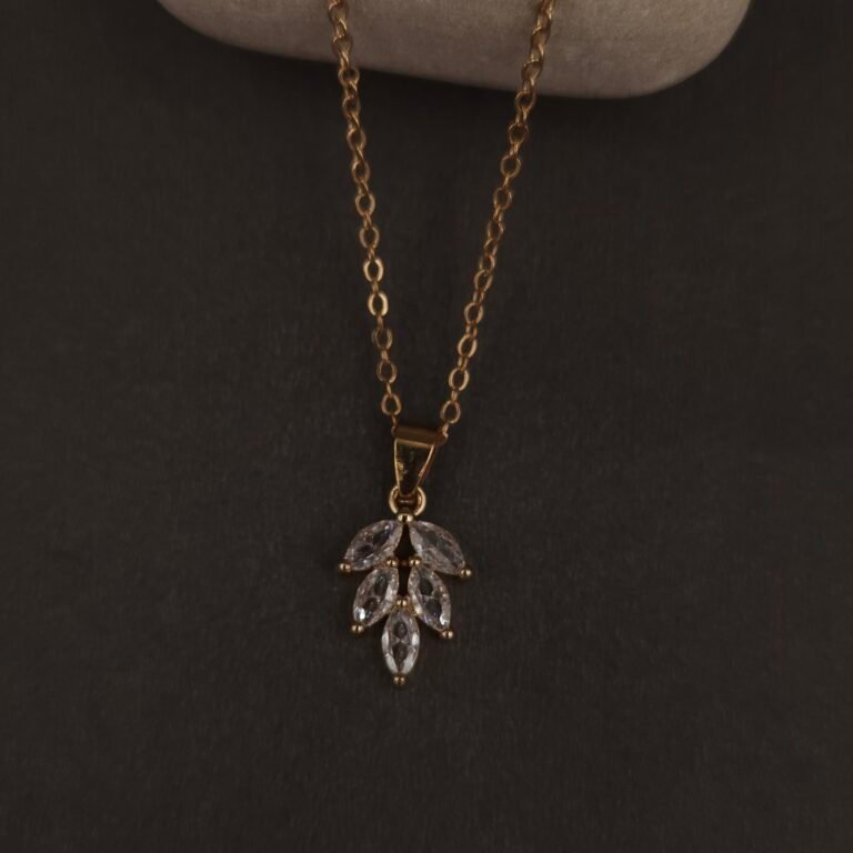 Stainless Steel Crystal Leaf Pendant Necklace - Anti-Tarnish