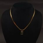 Stainless Steel Emerald Green Rectangle Pendant Necklace - Anti-Tarnish