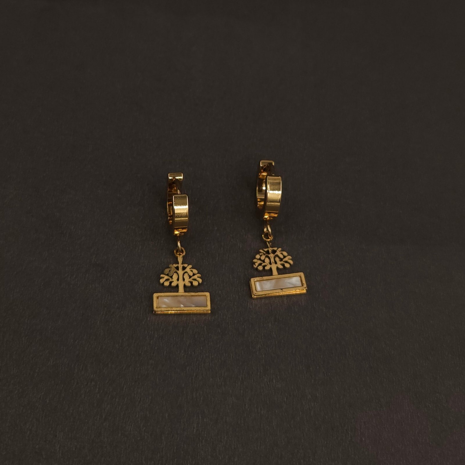 Stainless Steel Tree of Life Mother of Pearl Hoop Earrings - Anti-Tarnish Stainless Steel Tree of Life Mother of Pearl Hoop Earrings - Anti-Tarnish