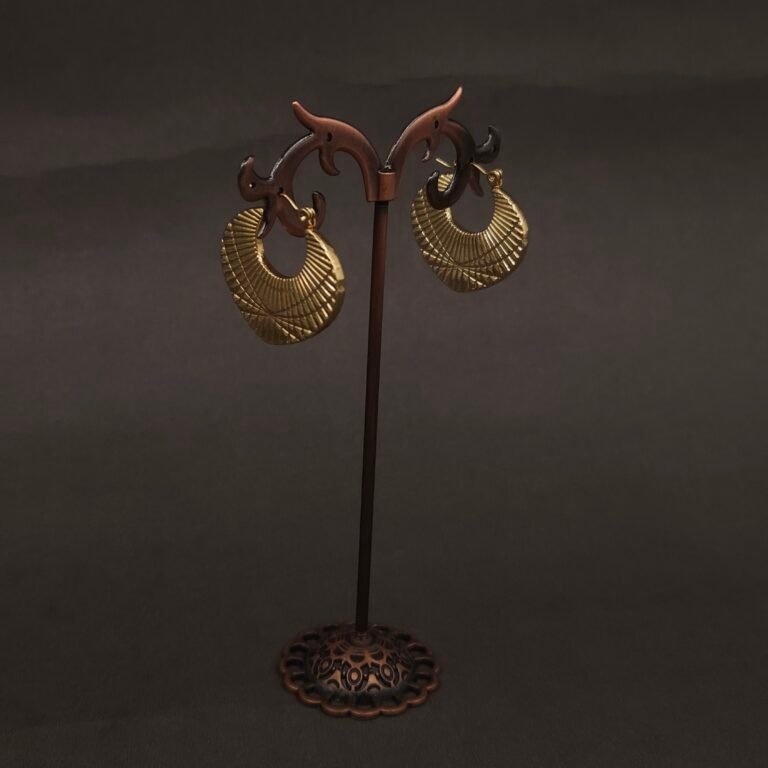 Stainless Steel Fan Engraved Hoop Earrings - Anti-Tarnish