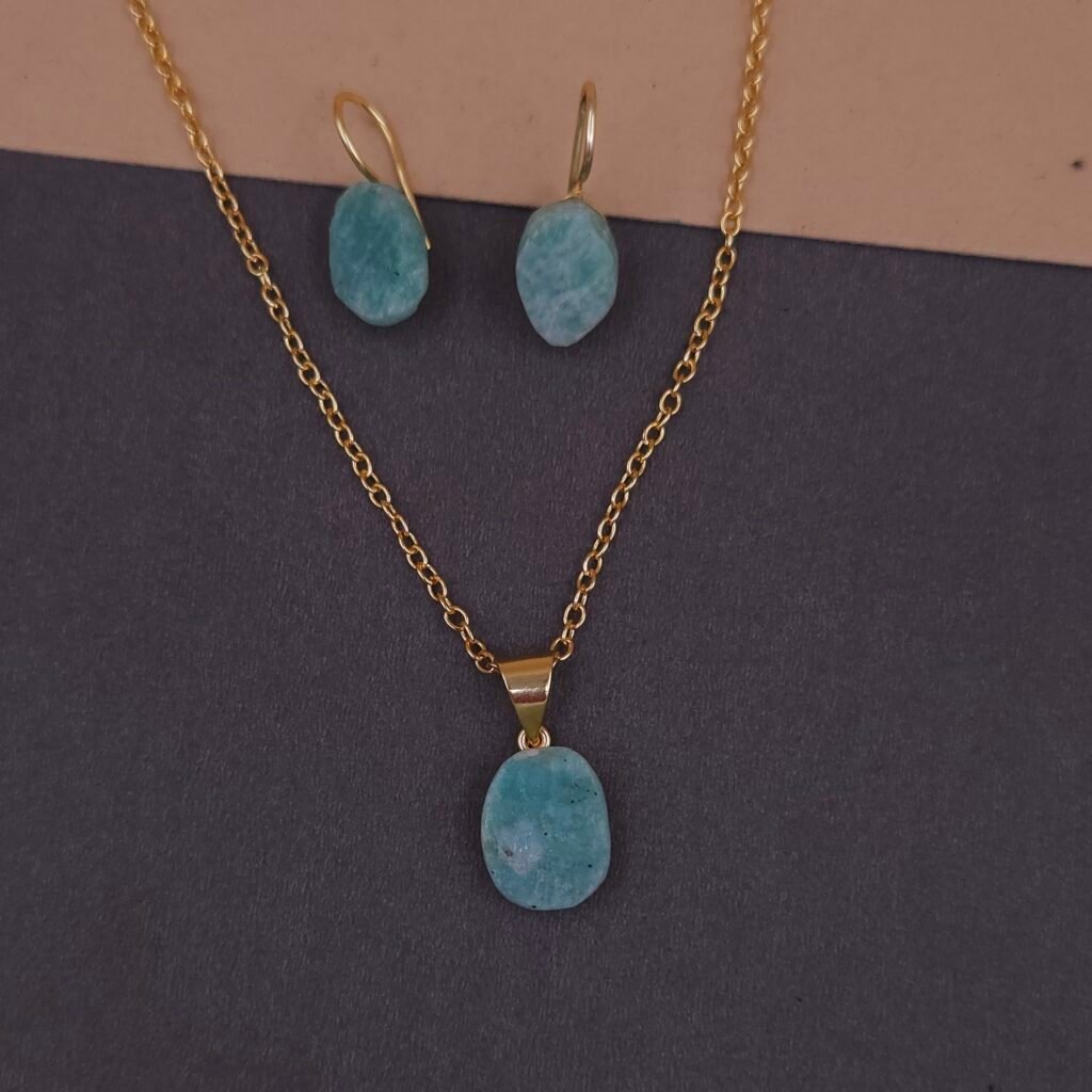 Handmade Anti-Tarnish Brass Blue Natural Stone Pendant Set