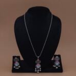Hand-Painted Anti-Tarnish Brass Necklace Set with Monalisa Stones & Pearls