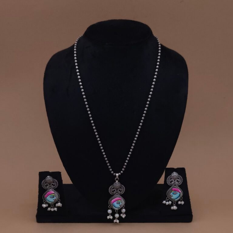 Hand-Painted Anti-Tarnish Brass Necklace Set with Monalisa Stones & Pearls