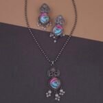 Hand-Painted Anti-Tarnish Brass Necklace Set with Monalisa Stones & Pearls