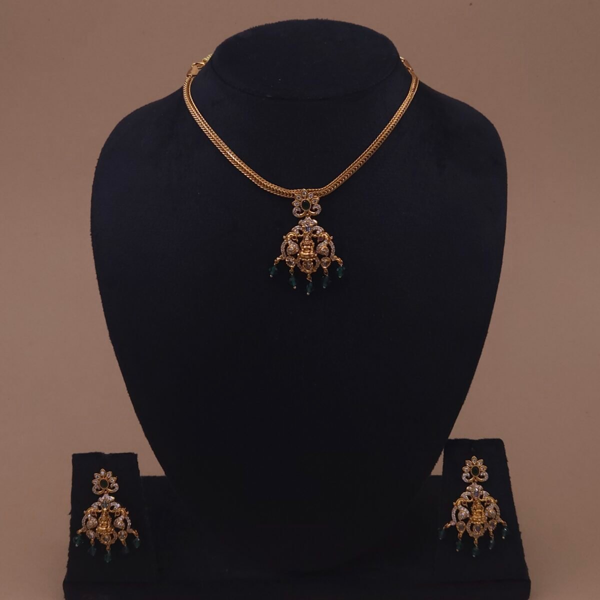 khianaa temple necklace set with lakshmi pendant and earrings