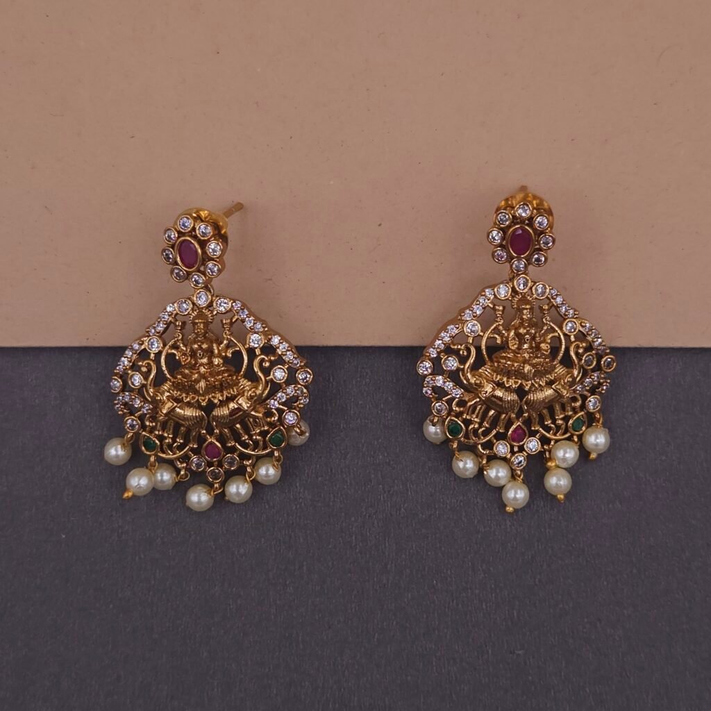 traditional lakshmi temple jewelry necklace set