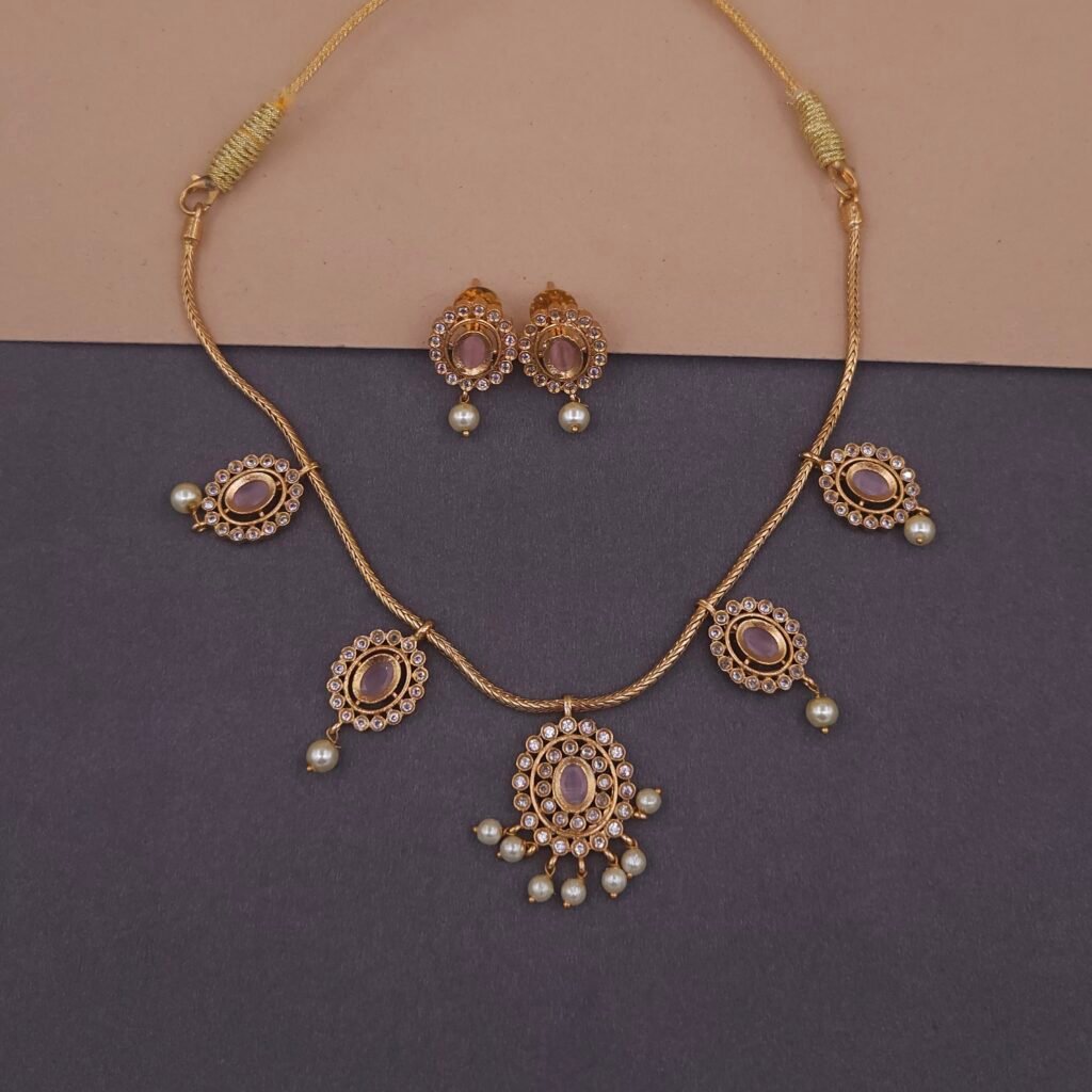 khianaa oval kemp stone temple necklace set with pearl drops