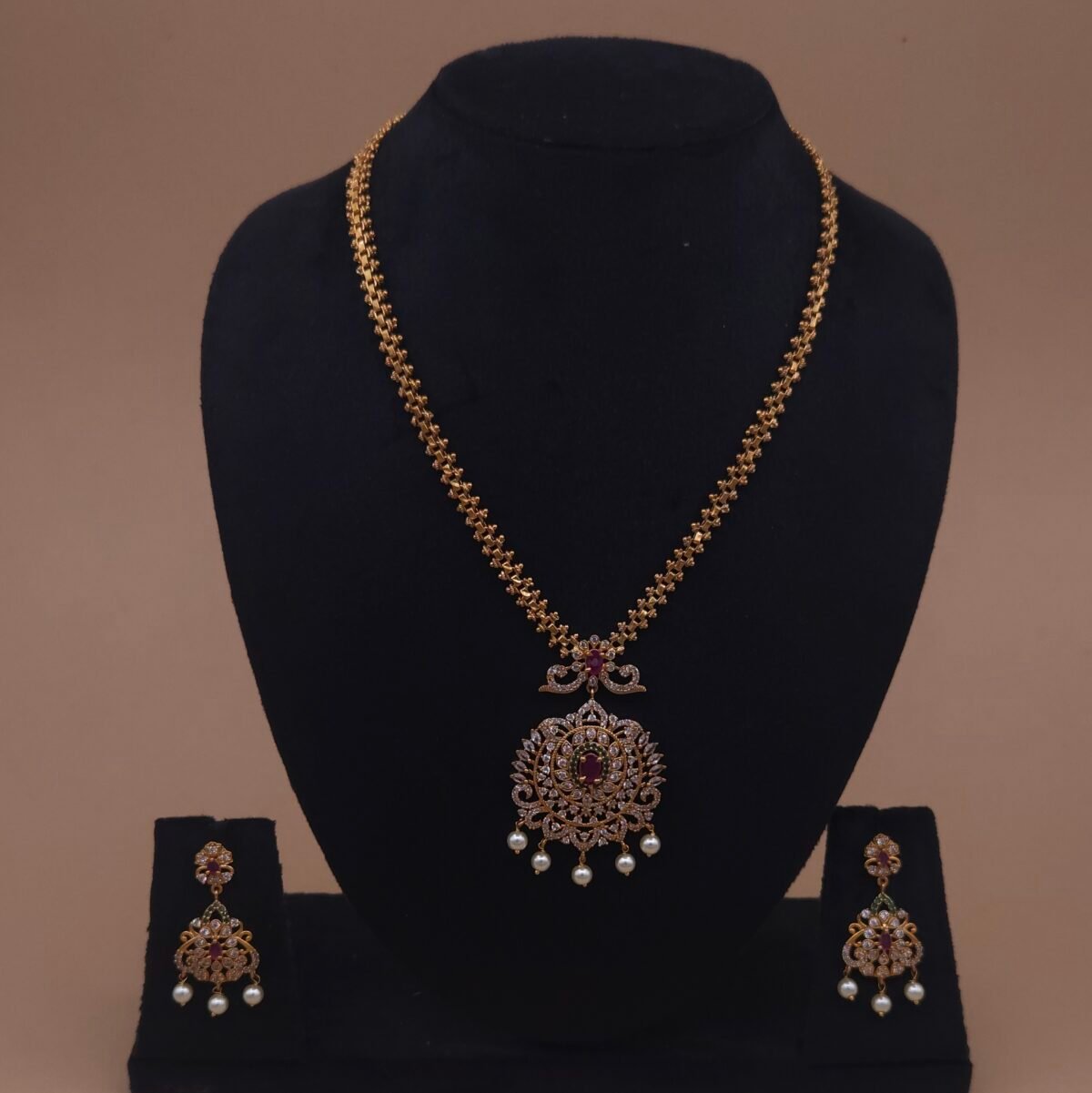 khianaa zircon temple necklace with kemp stones