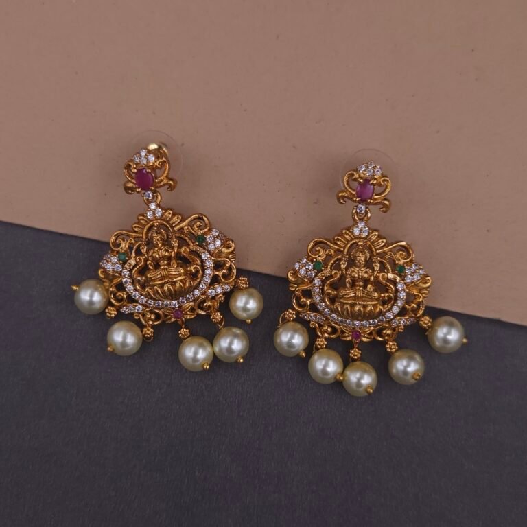 traditional south indian lakshmi temple jewelry necklace